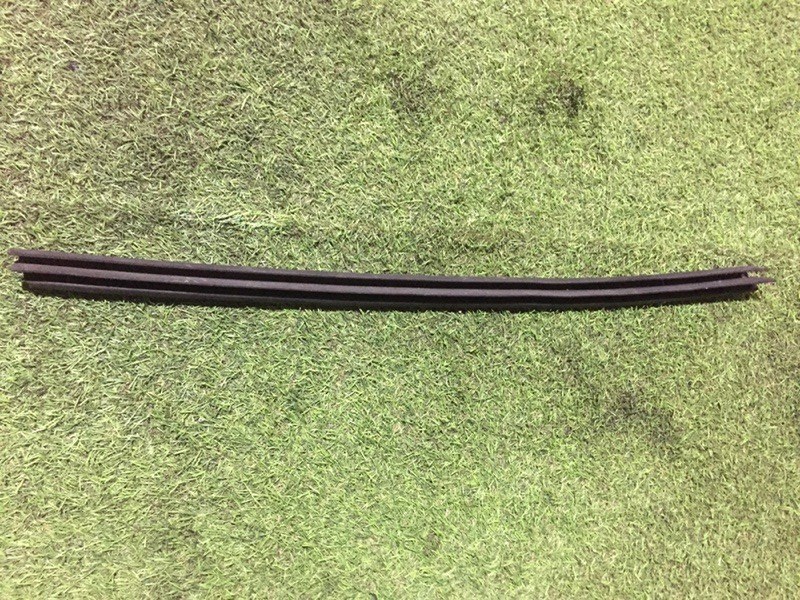 Уплотнитель двери