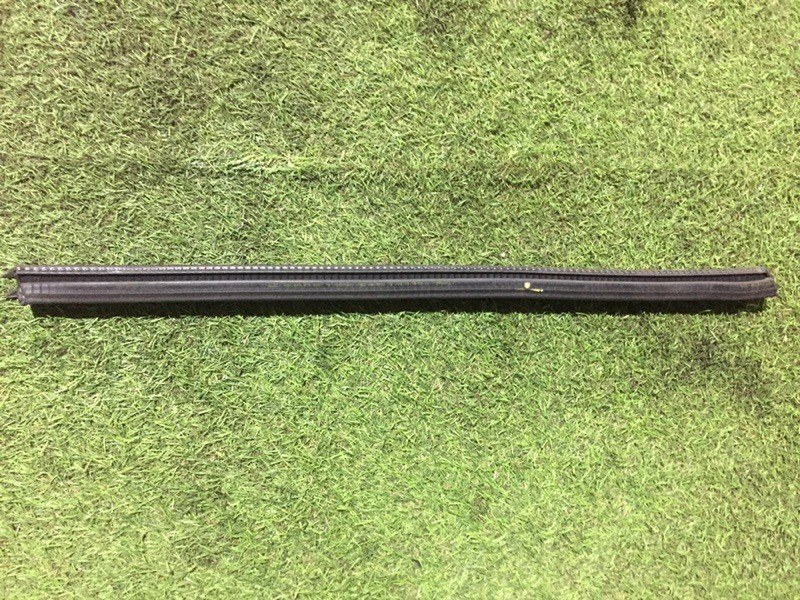 Уплотнитель двери