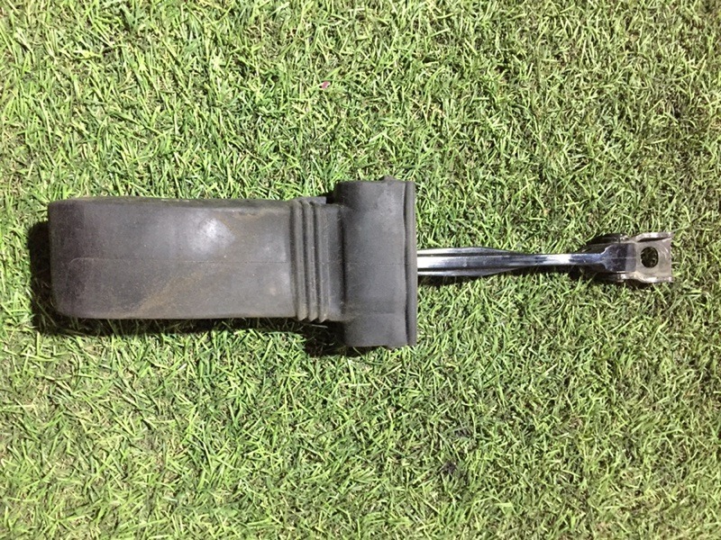 Ограничитель двери