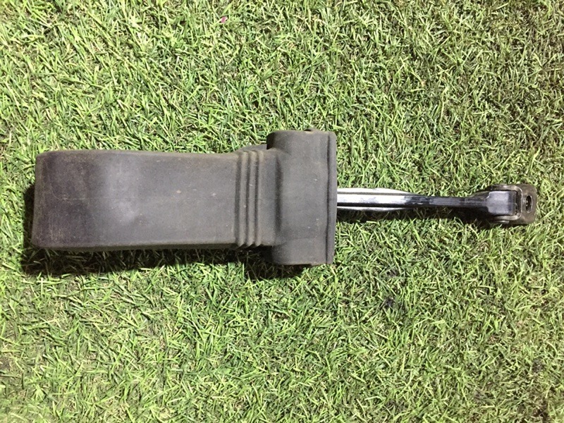 Ограничитель двери