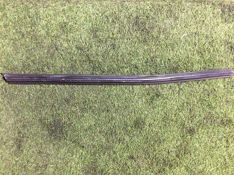 Уплотнитель двери