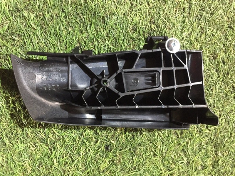 Направляющая ремня безопасности