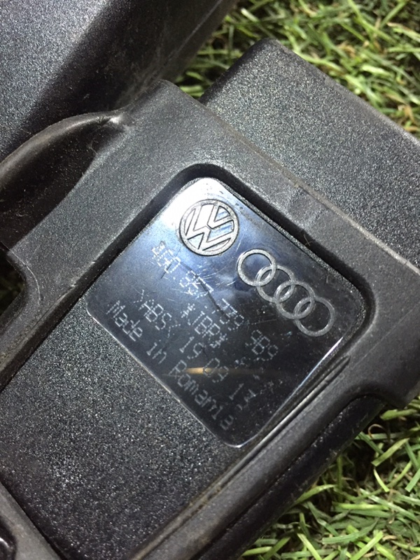 Ответная часть ремня безопасности