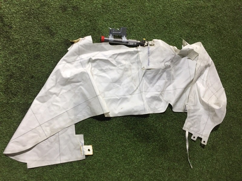 Подушка безопасности боковая (шторка)