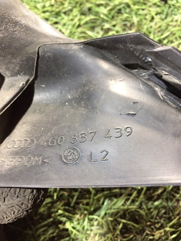 Уплотнитель стекла двери