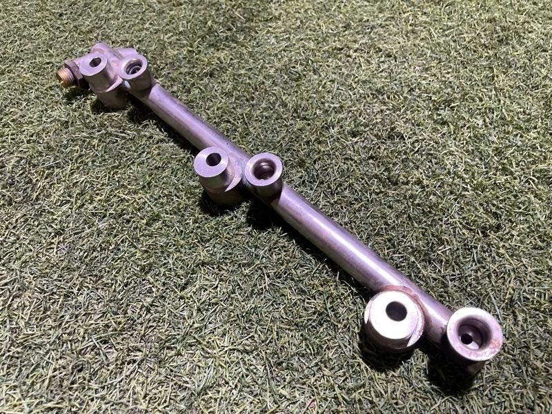 Рейка топливная (рампа)