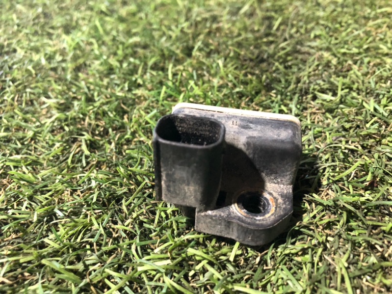 Датчик ускорения