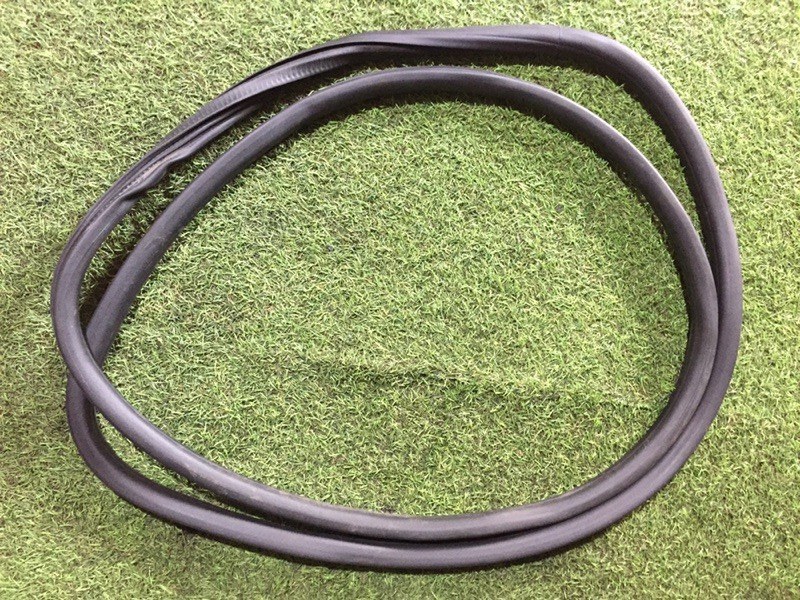 Уплотнитель двери