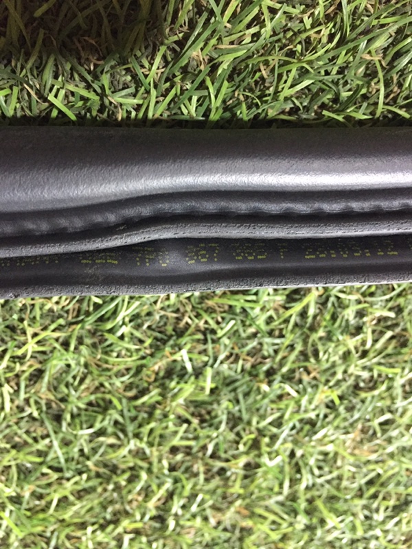 Уплотнитель двери