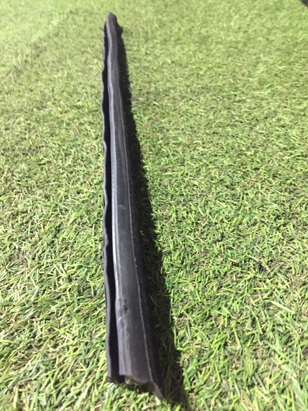 Уплотнитель двери