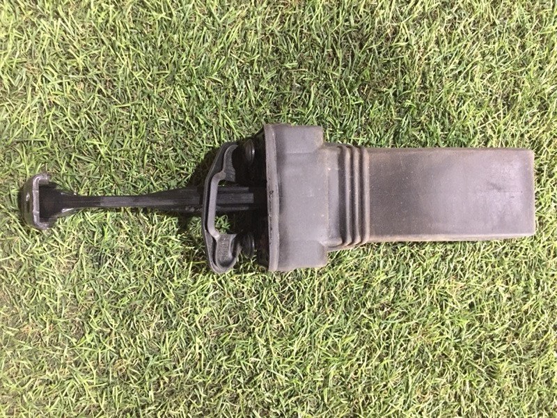 Ограничитель двери