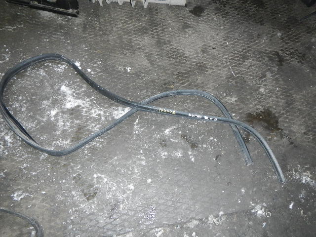 Уплотнитель двери