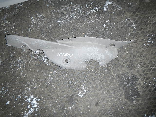 Накладка заднего крыла левого