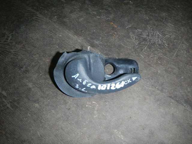 Ручка двери внутренняя левая