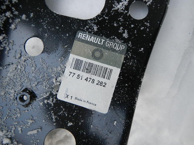 Панель задняя