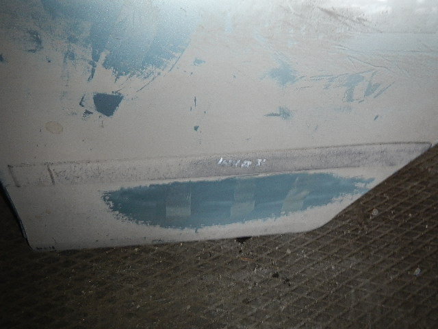 Молдинг задней левой двери