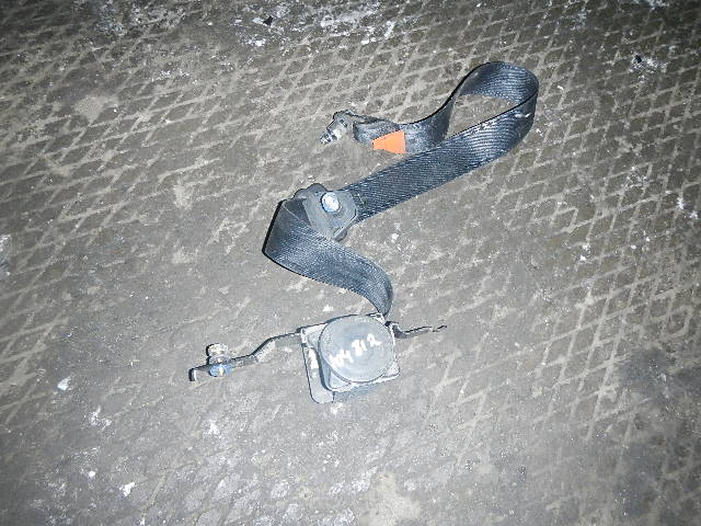 Ремень безопасности