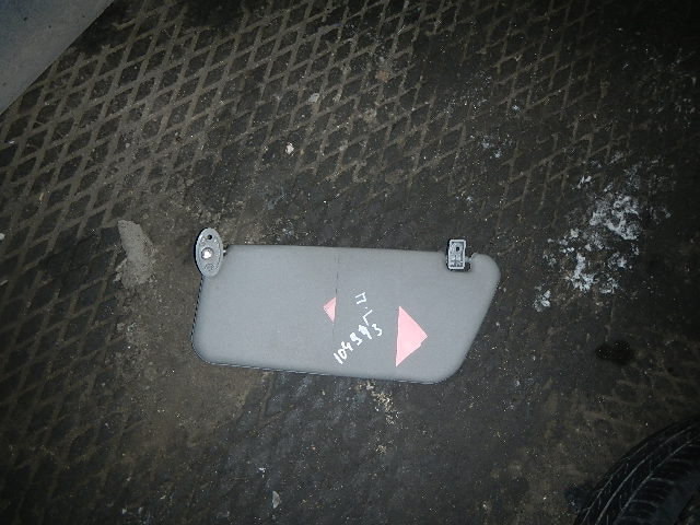 Козырек солнцезащитный