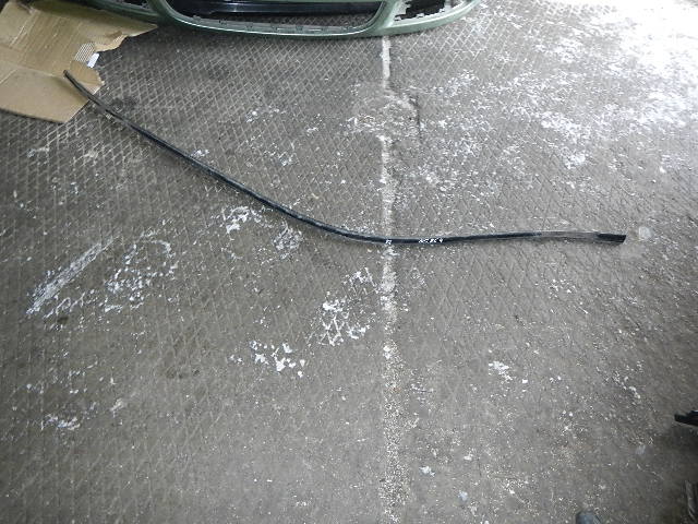 Молдинг крыши правый