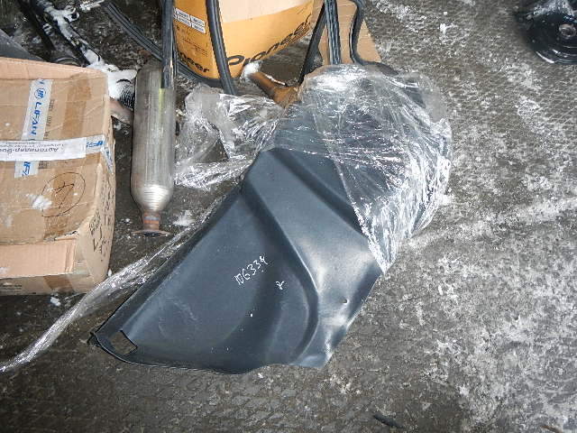 Обшивка багажника