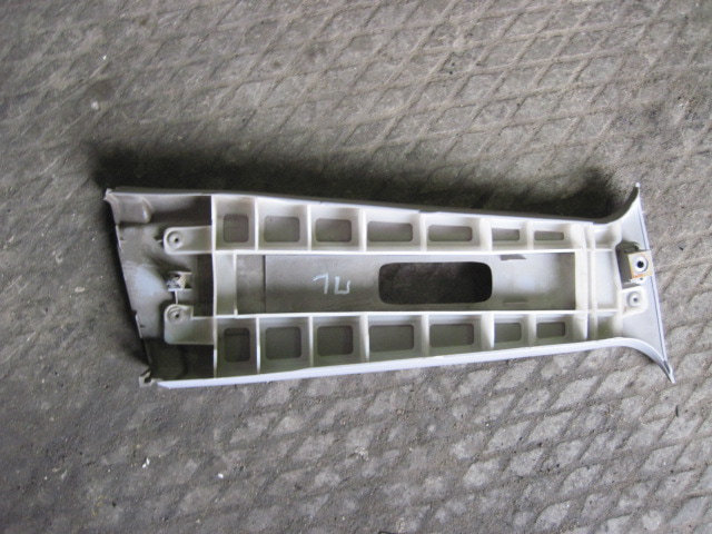 Обшивка стойки