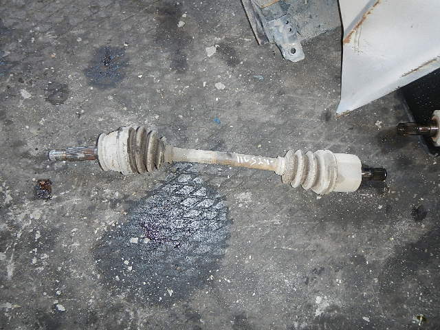 Полуось передняя левая