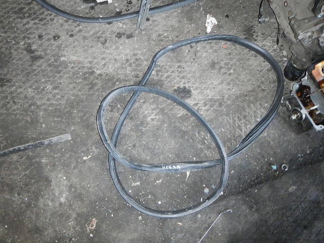 Уплотнитель двери