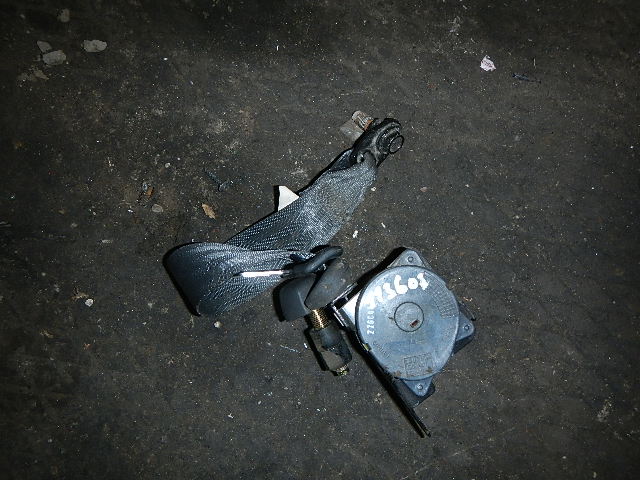 Ремень безопасности