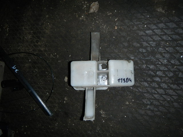 Кронштейн усилителя заднего бампера