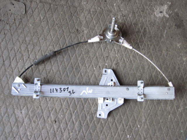 Стеклоподъемник механ. задний левый