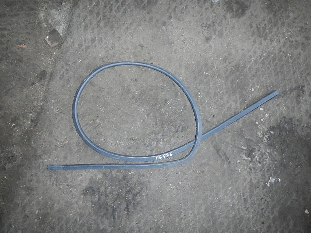 Уплотнитель двери