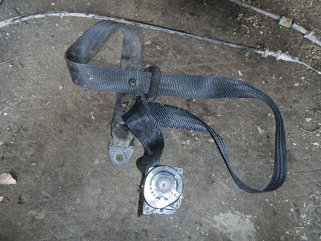 Ремень безопасности