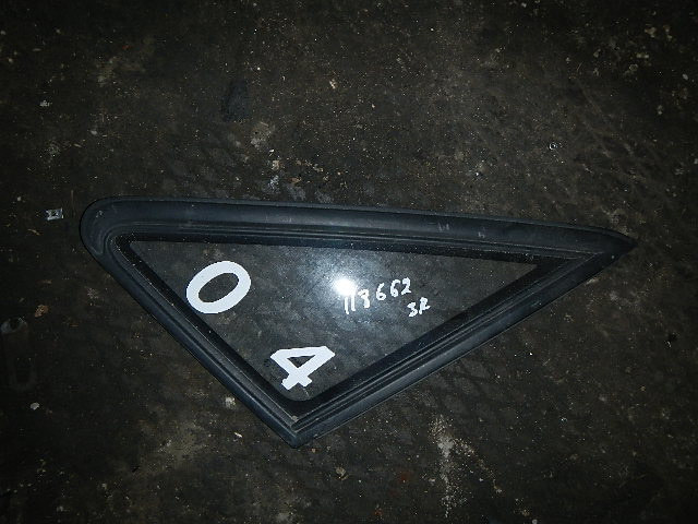 Стекло кузовное глухое правое