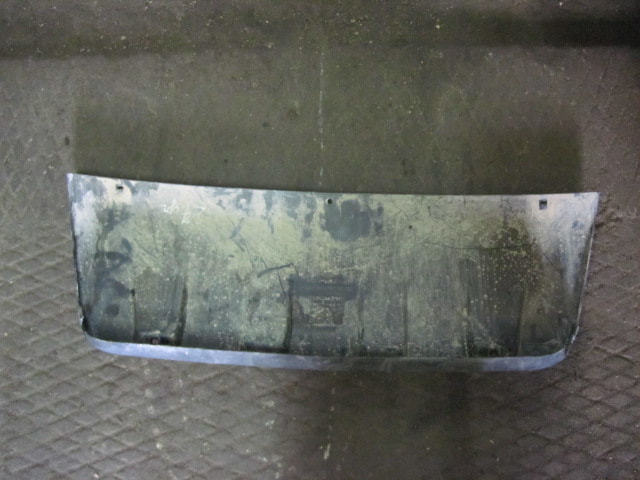 Накладка переднего бампера