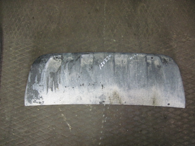 Накладка переднего бампера