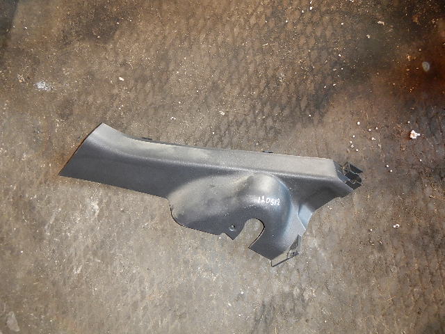 Накладка заднего крыла левого