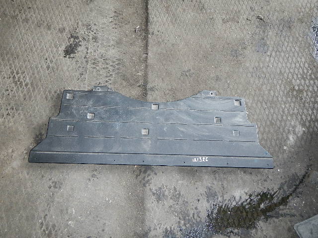 Пол багажника