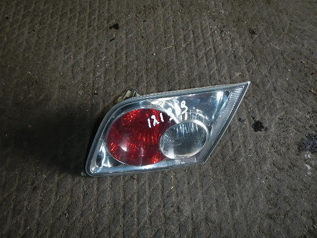 Фонарь задний внутренний правый