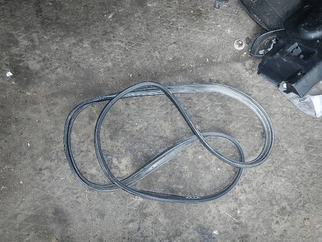 Уплотнитель двери
