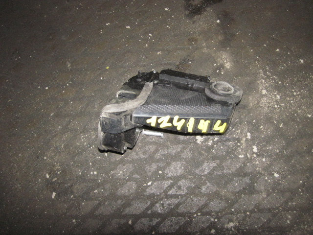 Замок двери задней правой