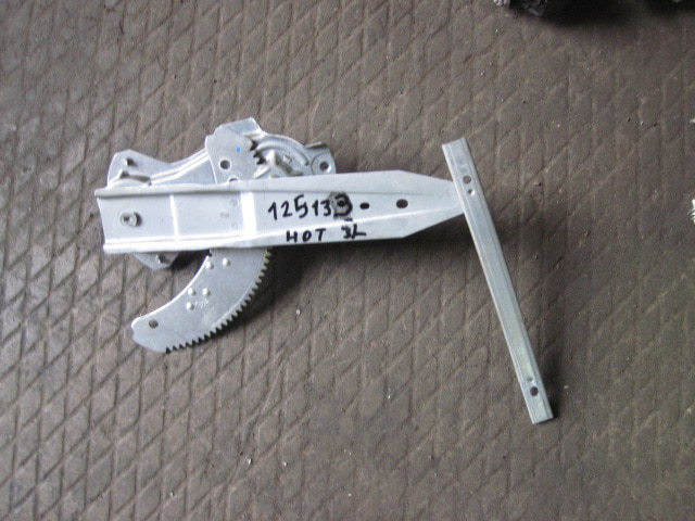 Стеклоподъемник механ. задний левый