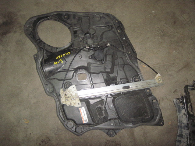 Стеклоподъемник электр. передний левый