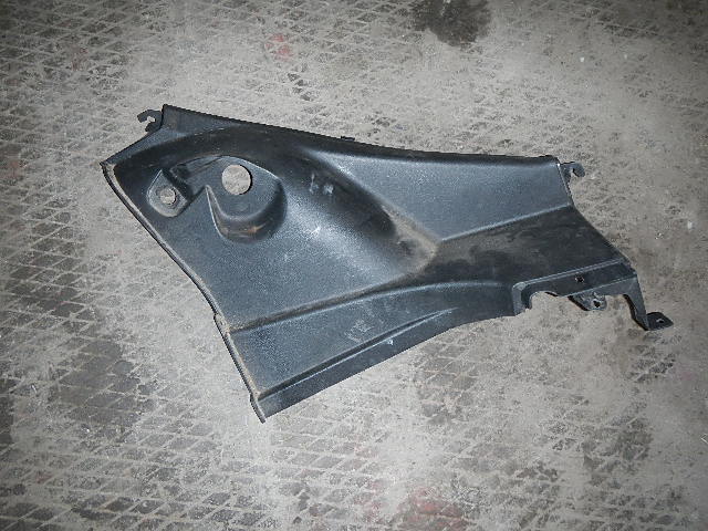 Накладка заднего крыла правого