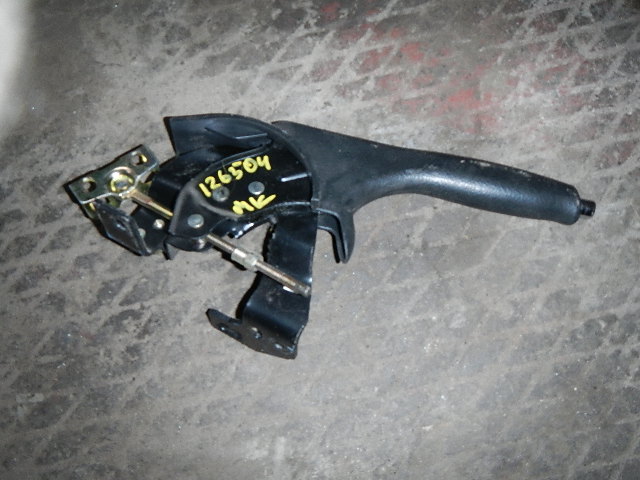 Рычаг стояночного тормоза