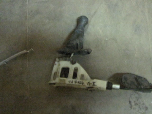 Кулиса МКПП / АКПП