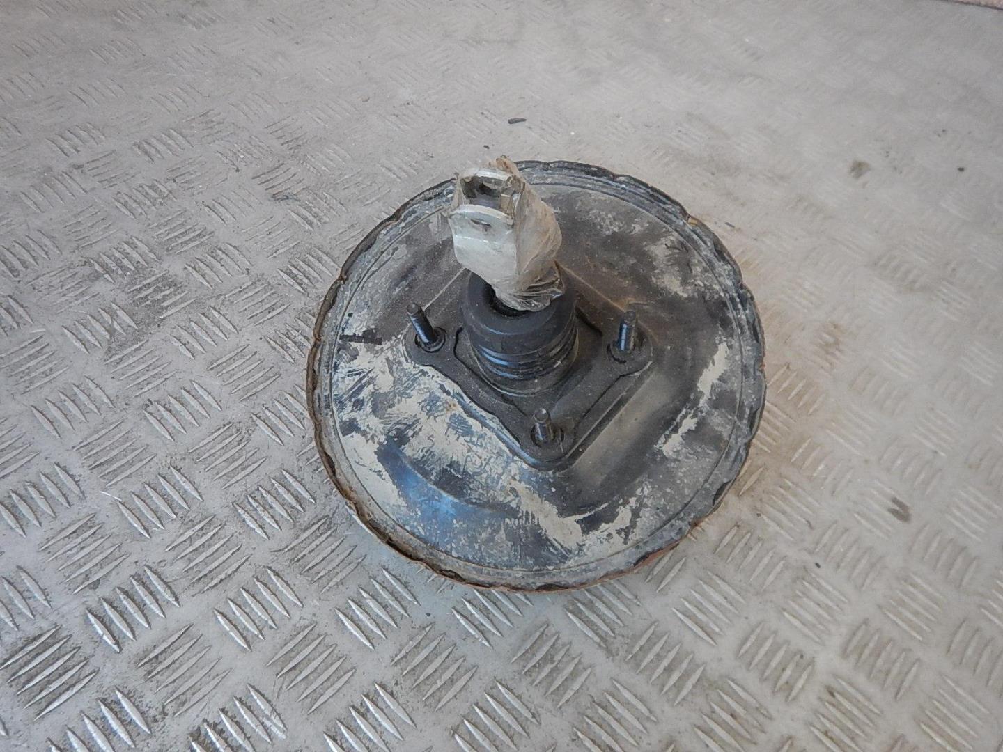 Усилитель тормозов вакуумный