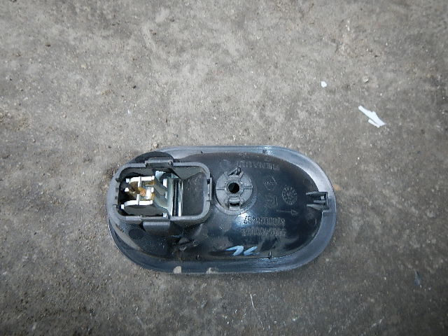 Ручка двери внутренняя левая