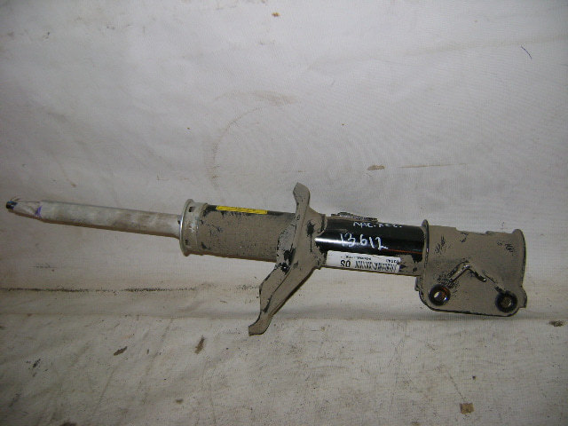 Амортизатор передний правый