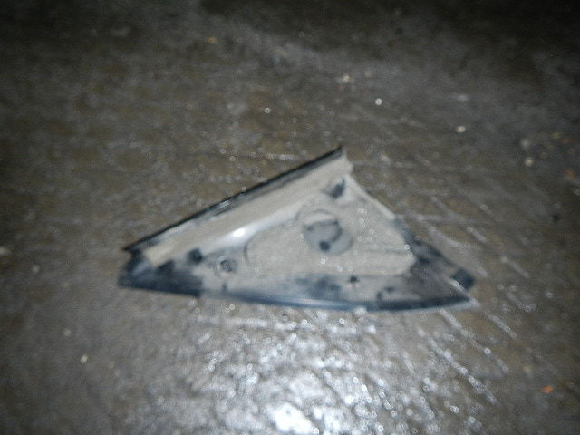 Крышка зеркала внутренняя правая