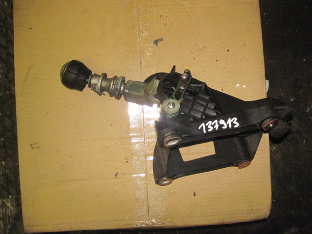 Кулиса МКПП / АКПП